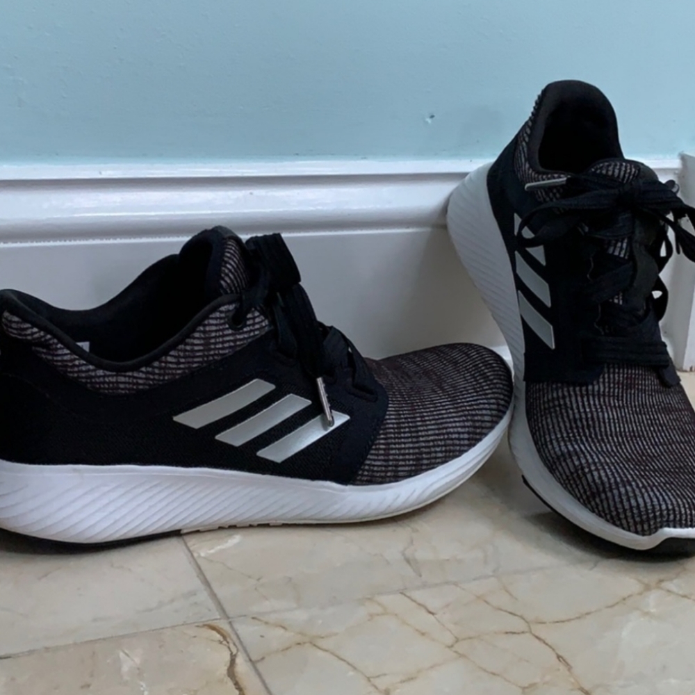 Adidas edge lux size 8